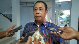 Pendiri Yayasan Bina Dhuafa, Arifin Djafar saat Diwawancarai oleh Sejumlah Media. (Rakyatmu)