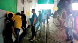 Suasana Malam Kedua Para Nakes Menduduki IGD RSUD Chasan Boesoirie Ternate (Rakyatmu)