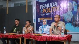 Wali Kota Ternate M. Tauhid Saloman Hadir Sebagai Pembicara pada Diskusi Publik Terkait Pemuda dan Politik
