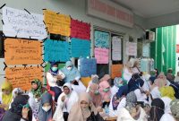 Tenaga Kesehatan Memboikot IGD RSUD Chasan Boesorie (Rakyatmu) 