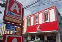 Alfamidi di Kota Ternate (Rakyatmu)