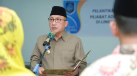 Wali Kota Ternate M. Tauhid Soleman saat Membaca Sambutan kepada Sejumlah Pejabat yang Baru Dilantik (Humas)