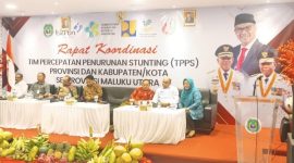 Kepala Bappelibangda Kota Ternate Rizal Marsaoly Bersama Enam Pemateri Lainnya. (Rakyatmu)