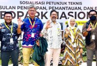 Dua Tenaga Ahli Wali Kota Ternate Berada di Posisi Paling Kiri dan Kanan