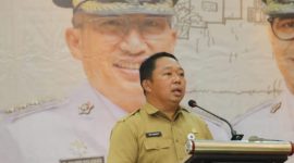 Kepala Bappelitbangda Kota Ternate Rizal Marsaoly saat Membaca Usulan yang Masuk Dalam Musrenbang RKPD. (Humas for Rakyatmu)