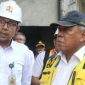 Rus'an M. Nur Taib Semenjak Menjadi Kepala Balai, Ia Bersama Menteri PUPR Basuki Hadimuljono. (Fb: Rusan Taib)