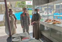 Salah Satu Warung Makan di Kota Ternate, Tidak Patuhi Edaran Wali Kota. (Satpol-PP for Rakyatmu)