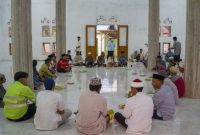 Harita Nickel Bagikan Santunan dan Bingkisan Lebaran. (Istimewa/Rakyatmu)