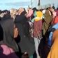 Penumpang KM. Sabuk Nusantara 86 di Pelabuhan Sanana (Rakyatmu)