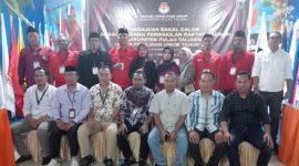 DPC PDI-P Kabupaten Pulau Taliabu Mendaftar Bacaleg di KPU (Rakyatmu)