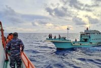 Basarnas Gabungan Temu KM Dua Putra Raya  di Perairan Maluku Uara (Humas Basarnas For Rakayatmu)
