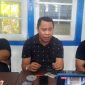 Eks DPW PAN Maluku Utara Iskandar Idrus Didampingi Kuasa HukumnyaMelalukan Konferensi Pers (Rakyatmu)