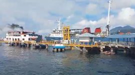 Foto Saat KMP Mutiara Pertiwi I menabrak Dermaga 2 Pelabuhan Penyeberangan Feri Bationg. (Rakyatmu)