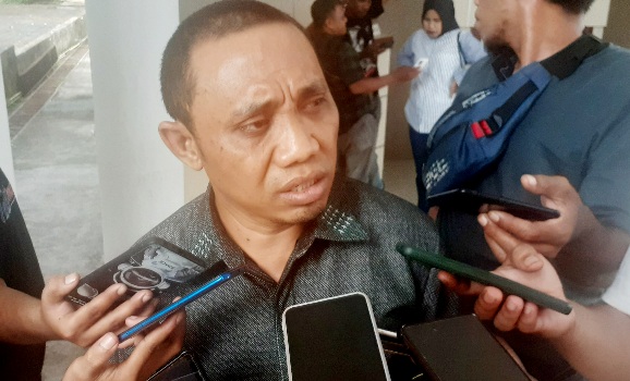 Ketua DPRD Kota Ternate, Muhajirin Bailussy (Rakyatmu)