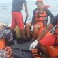 Tim Sar Gabungan Evakuasi Nelayan Pulau Morotai. (Basarnas for Rakyatmu)