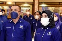 Ketua DPD Partai NasDem Kota Ternate M. Tauhid Soleman (Kanan) Bersama Nining Bopeng (Kiri). (Istimewa/Rakyatmu)