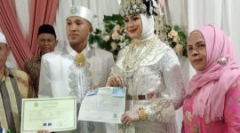 Kado Nikah yang Diterima oleh Pengantin Baru. (Rakyatmu)