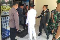 Komandan Kodim 1508/Tobelo, Letkol Inf Davit Sutrisno Sirait datangi Polres Halmahera Utara. (Rakyatmu)
