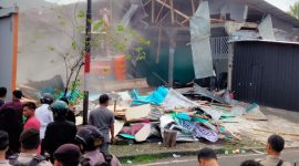 Dua Bangunan di Kelurahan Maliaro, Kecamatan Ternate Tengah dieksekusi oleh PN Ternate. (Rakyatmu)