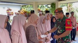 Dansatgas Letkol Arh Achmad Yani Berbagi di Panti Asuhan. (Rakyatmu)