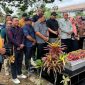 Sejumlah Pimpinan OPD Ziarah ke Makam Mendiang Burhan Abdurahman. (Rakyatmu)