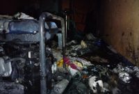 Sisa Kebakaran di Ruangan Penyimpanan Dokumen Kantor Gudang Bulog Kota Ternate. (Rakyatmu)
