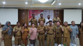 Dinas PTSP Halmahera Utara Gelar Sosialisasi dan Bimtek Implementasi Pengawasan Perizinan Terhadap Pelaku Usaha. (Rakyatmu)