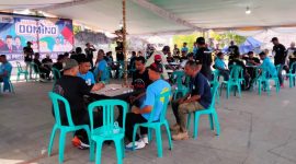 Suasana Pertandingan Kejurprov Domino yang Dilaksanakan di Benteng Oranje Kota Ternate. (Rakyatmu)