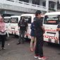Sembilan Unit Mobil Ambulance Telah Berada di Depan Eks Kantor Wali Kota Ternate. (Rakyatmu)