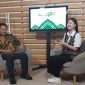 Suasana Podcast dengan Bupati Pulau Taliabu Aliong Mus. (Humas for Rakyatmu)