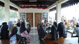 Wali Kota Ternate Bersama Pimpinan OPD Lakukan Pertemuan dengan Pedagang Pandara Kananga. (Rakyatmu)