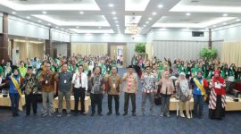 Foto Bersama Usai Wali Kota Ternate Meluncurkan Aksi Perubahan Kolaborasi Perencanaan Berbasis Komunitas. (Humas Pemkot for Rakyatmu)