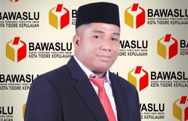Ketua Bawaslu Kota Tidore Kepulauan, Amru Arfa. (Istimewa/Rakyatmu)