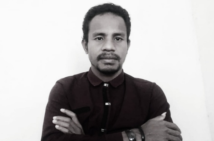 Penulis Opini: Ajid Tidore
