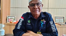 Kepala Kemenag Kota Ternate Amir Tomagola. (Rakyatmu)