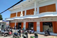 Swalayan Dua Sekawan Ternate. (Rakyatmu)