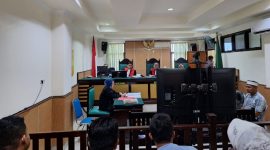  Sidang Ketiga Dugaan Kasus Pemalsuan Dokumen Bacaleg DPD PAN KotaTidore di Pengadilan Negeri Soasio. (Rakyatmu)