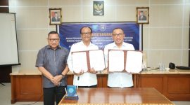 Penandatanganan Naskah Perjanjian Pelaksanaan Pekerjaan Hibah Perbaikan Lapangan dan Renovasi Stadion Gelora Kie Raha Ternate. (Rakyatmu)