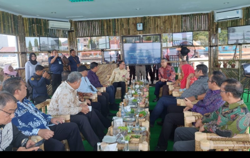 Pertemuan Pra Munas Apeksi di Pelabuhan Residen, Kota Ternate. (Rus'an for Rakyatmu)