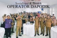 Sosialisasi dan Bimtek Operator Dapodik di Kantor Bappelitbangda Kota Ternate. (FB Rizal Marsaoly for Rakyatmu)