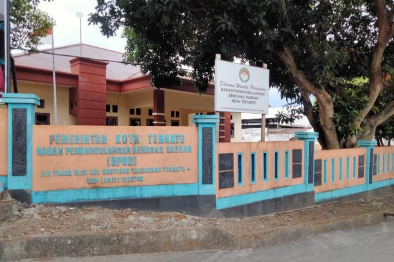 Nampak Kantor BPBD Kota Ternate Tanpa Pegawai Saat Jam Kerja. (Rakyatmu)