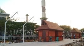 Pekerjaan Segmen 3 Pusat Kuliner Kota Rempah. (Rakyatmu)