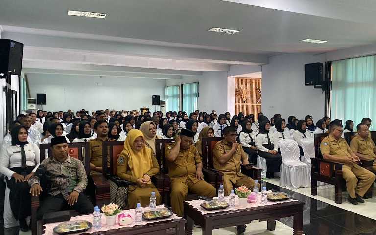 Pembukaan Orientasi PPPK Lingkup Pemerintah Kota Ternate. (Rakyatmu)
