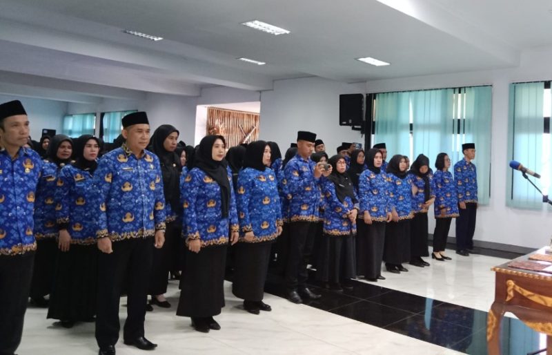 Suasana Pengambilan Sumpah dan Janji ASN Lingkup Pemerintah Kota Ternate. (Istimewa/Rakyatmu)