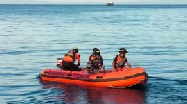 Unit Siaga Tim SAR Bacan Melakukan Pencarian Satu Nelayan Jatuh Dari Perahu Sampan. (Istimewa/Rakyatmu) 
