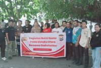 Satpam Kota Ternate bersama Dir Binmas Polda Maluku Utara Kombes Pol. Dicky Aryanto. (Sardan for Rakyatmu)