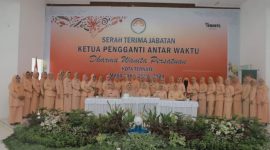 Pengurus Dharma Wanita Persatuan Kota Ternate. (Istimewa/Rakyatmu)