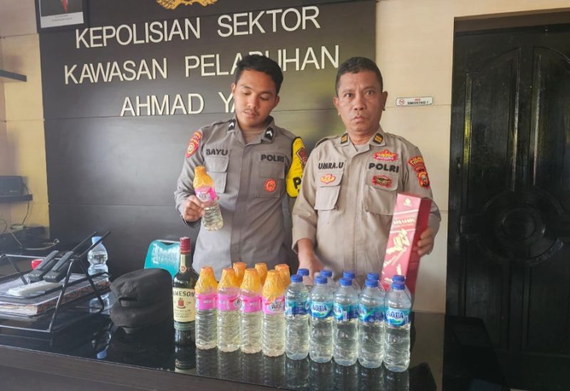 Miras Diamankan di Polsek Pelabuhan Ahmad Yani Ternate. (Rakyatmu)