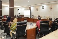 Sekretaris Daerah Kota Ternate Rizal Marsaoly bersama Pimpinan OPD Pengelola PAD Gelar Rapat di Kantor Wali Kota. (Rakyatmu)