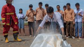 Siswa SMA Tunas Muda Desa Kawasi Melakukan Pelatihan K3. (Harita for Rakyatmu)